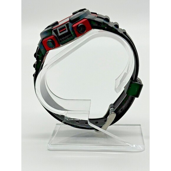 Armitron Pro Sport watch MD15349(R) | Black and Red | Works | Excellent Cond - Picture 2 of 5